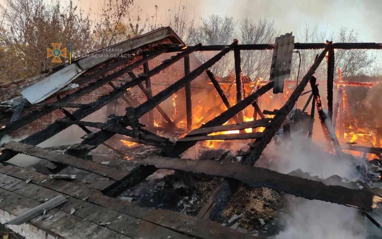 У Харкові згорів старий інтернат: гасили 8 годин - Україна новини - 24 Канал