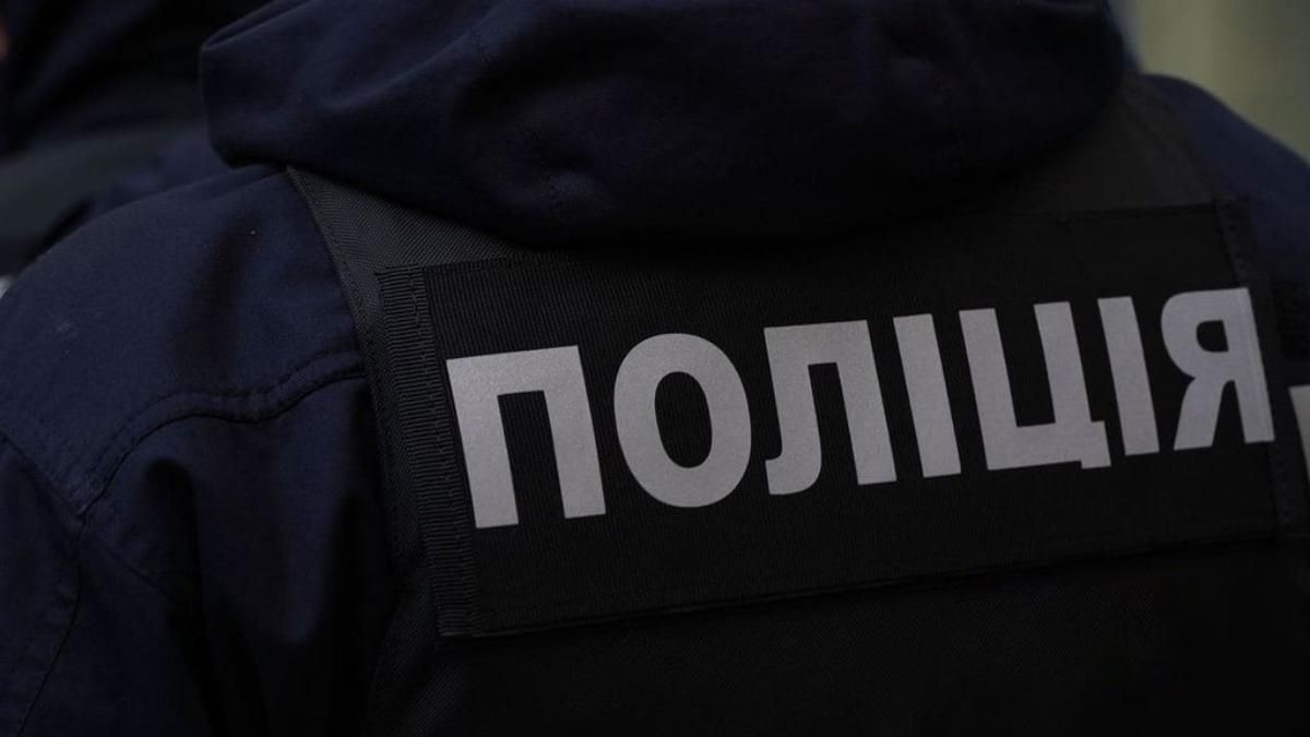 Устроили массовую драку в центре Одессы: госпитализировали нескольких раненых Устроили массовую драку в центре Одессы: госпитализировали нескольких раненых