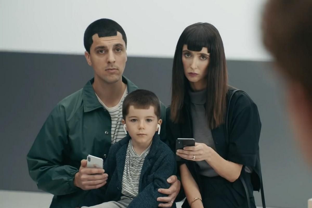 Samsung після висміювання вирізу в iPhone сама додасть виріз у свій планшет Galaxy Tab S8 Ultra - Новини технологій - Техно Samsung після висміювання вирізу в iPhone сама додасть виріз у свій планшет Galaxy Tab S8 Ultra - Новини технологій - Техно