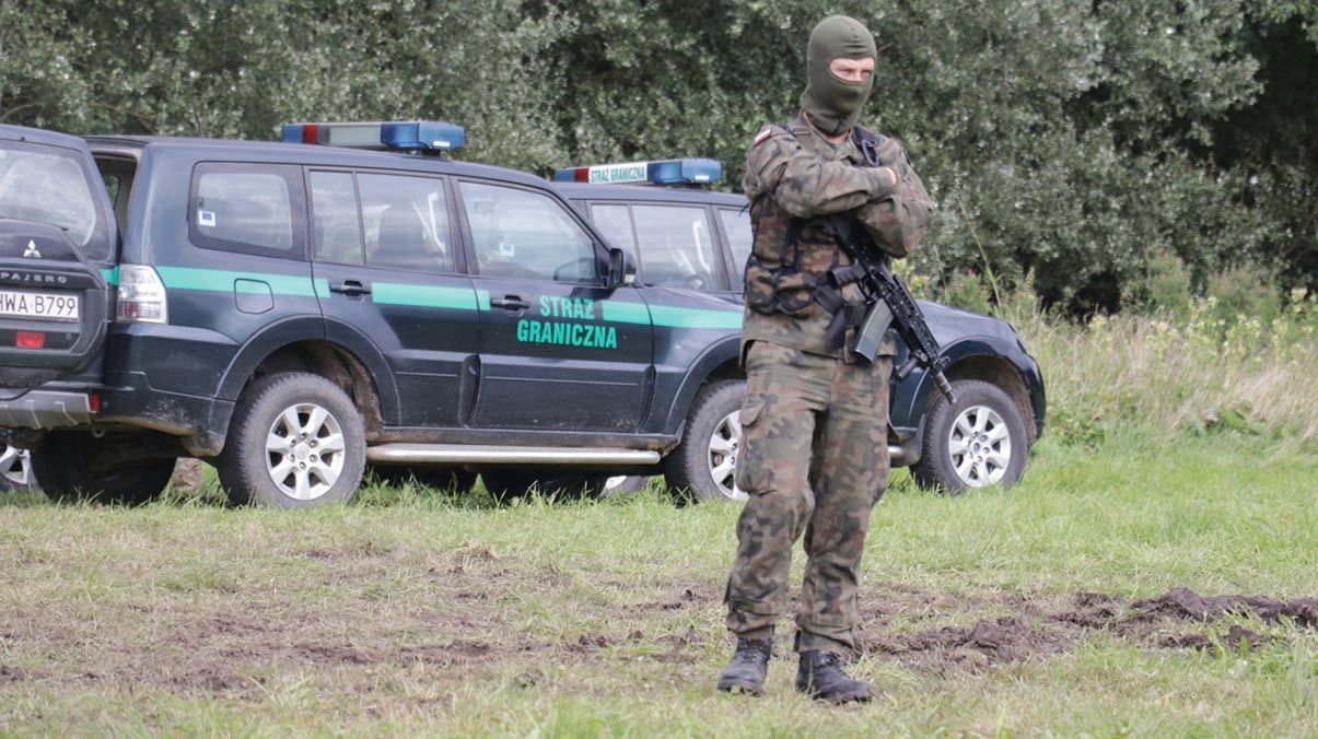Польша борется с миграционным кризисом на границе: страна обновила законодательство Польша борется с миграционным кризисом на границе: страна обновила законодательство