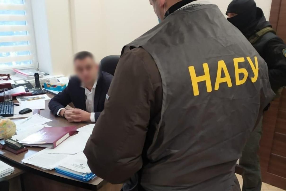 Погоріли на хабарі: НАБУ скерувало до суду справу про спробу підкупу голови Держгеокадастру - Україна новини - 24 Канал