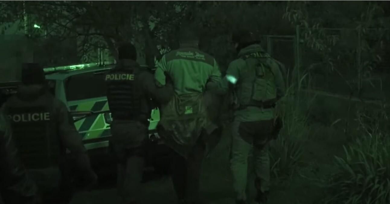 В Чехии задержали участников "украинской" преступной группы В Чехии задержали участников "украинской" преступной группы