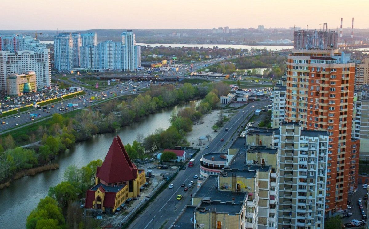 В Киеве на Осокорках создадут современный парк на почти 300 гектаров В Киеве на Осокорках создадут современный парк на почти 300 гектаров