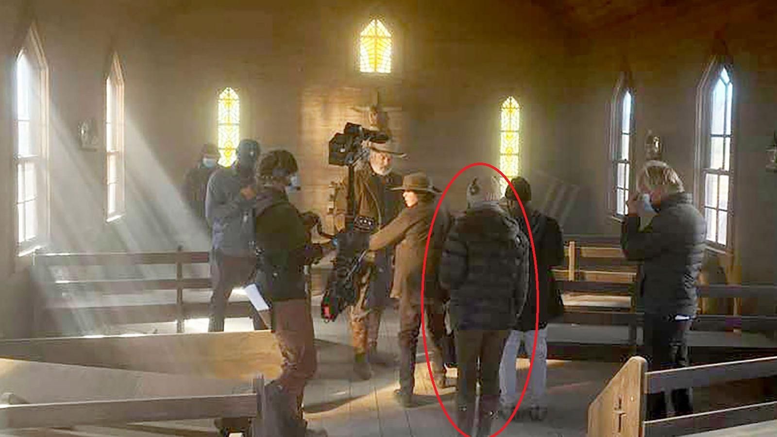 У мережі показали фото Галини Гатчінс на знімальному майданчику перед вбивством - 24 Канал У мережі показали фото Галини Гатчінс на знімальному майданчику перед вбивством - 24 Канал