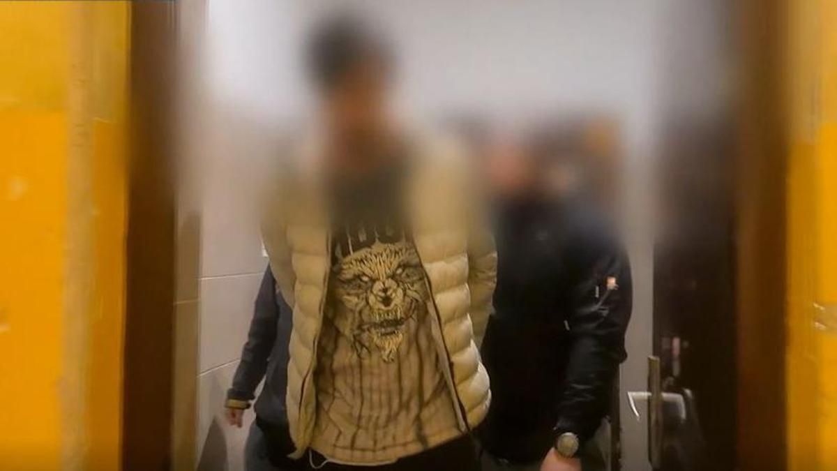 В Польше двое украинцев фейковыми "счетами за коммуналку" обманули 380 тысяч человек - Украина новости - 24 Канал В Польше двое украинцев фейковыми "счетами за коммуналку" обманули 380 тысяч человек - Украина новости - 24 Канал