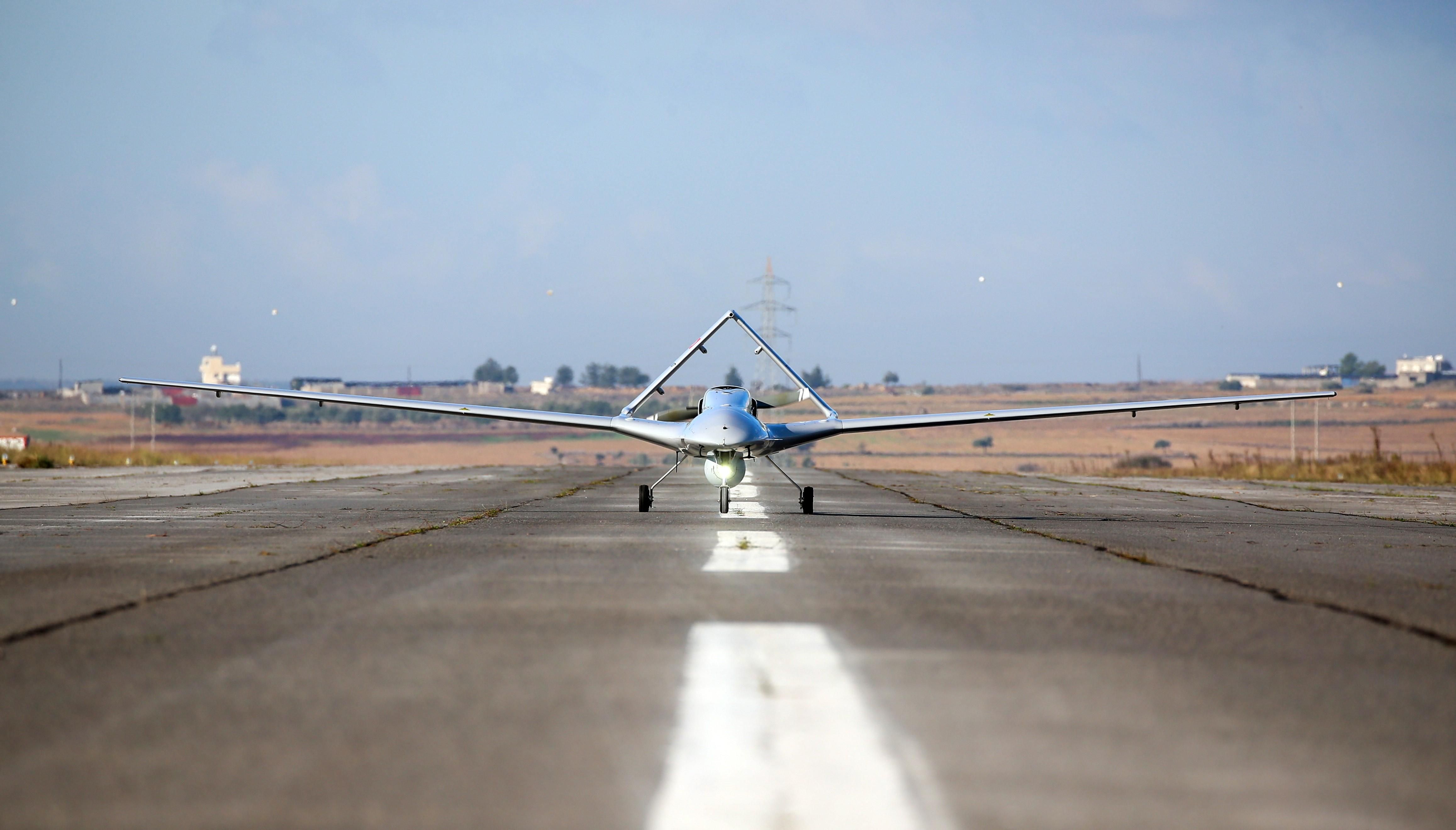 Bayraktar по окупантах: як соцмережі відреагували на перше використання ЗСУ безпілотника Bayraktar по окупантах: як соцмережі відреагували на перше використання ЗСУ безпілотника