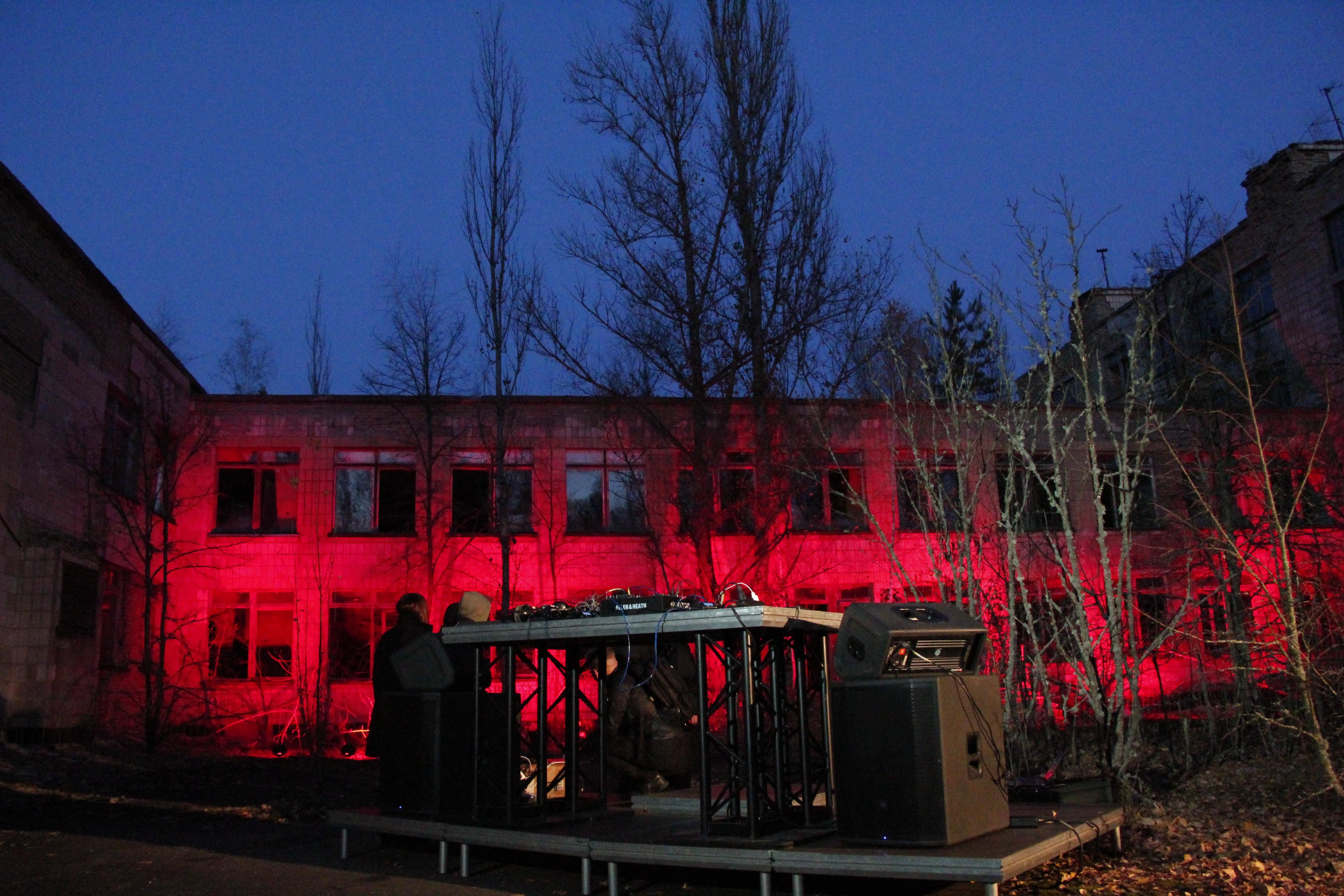 Колыбельная для Припяти: в "городе-призраке" презентовали уникальную пластинку Колыбельная для Припяти: в "городе-призраке" презентовали уникальную пластинку