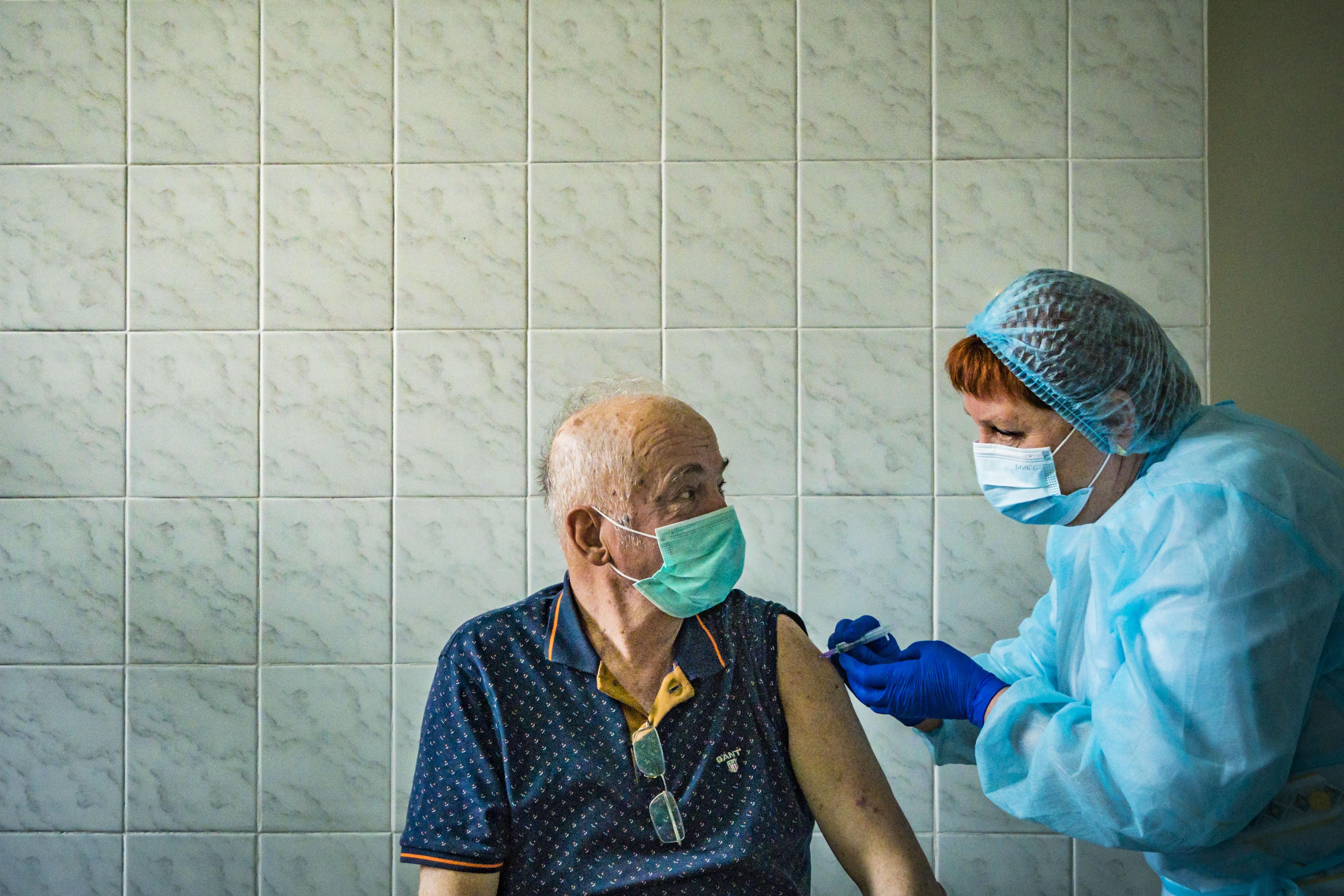 Россия запустила в Украине кампанию против вакцинации, – отчет СНБО