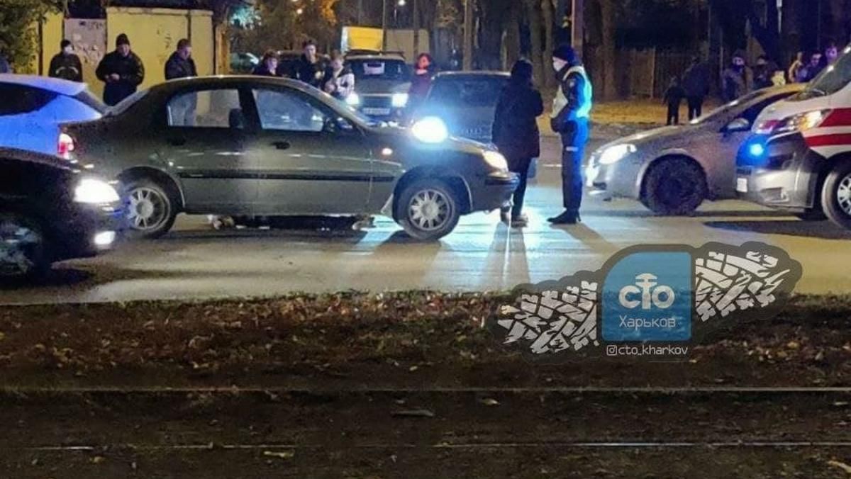 В Харькове девушка на Infiniti насмерть сбила женщину, переходившую дорогу на переходе