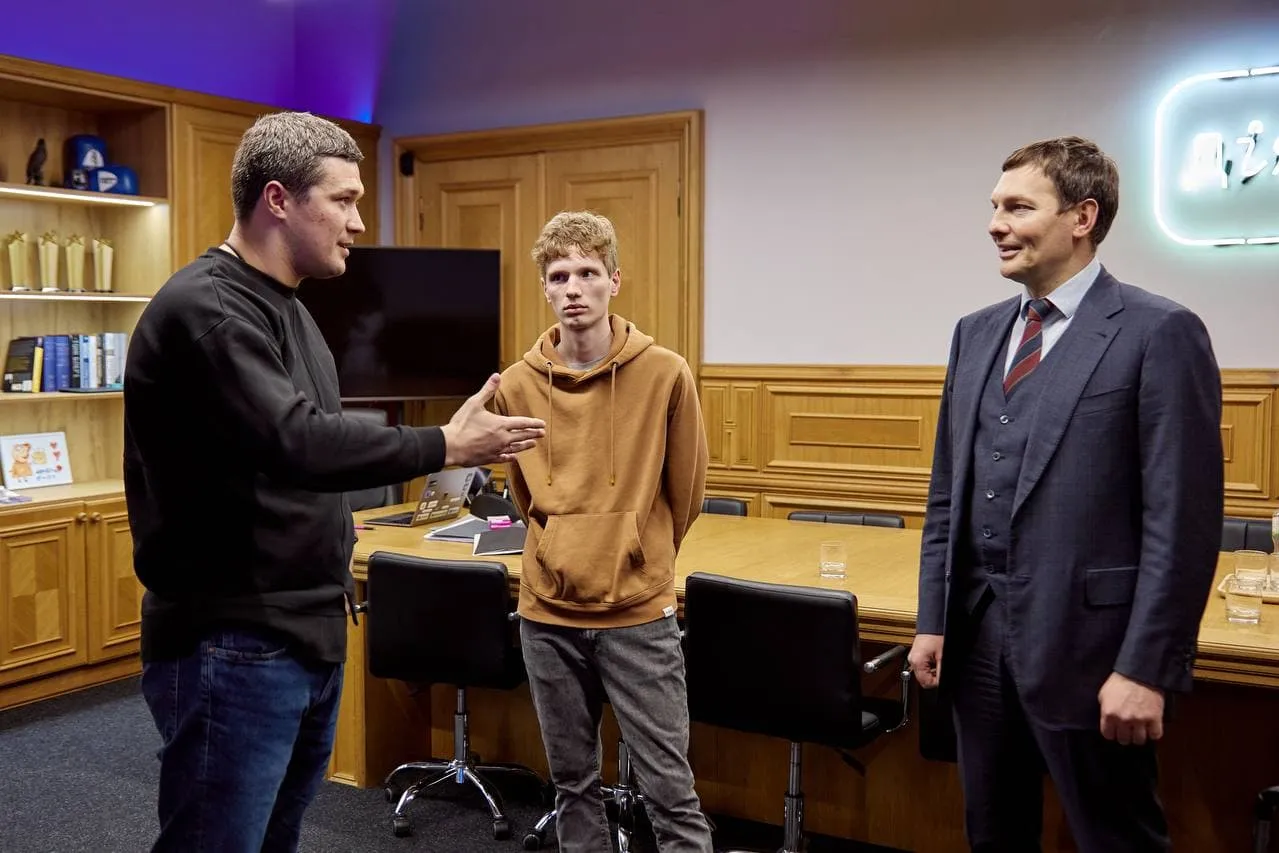 Федоров і хакер Федоров і хакер