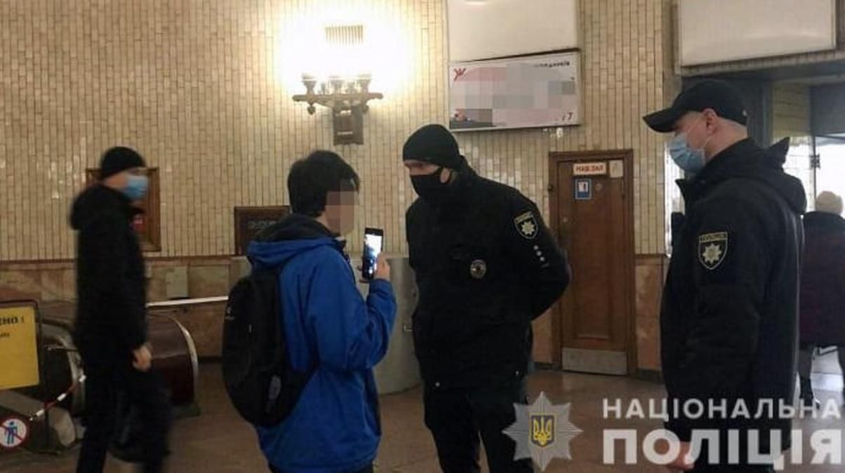 В полиции Киева рассказали, как будут проверять транспорт и, что угрожает невакцинированным