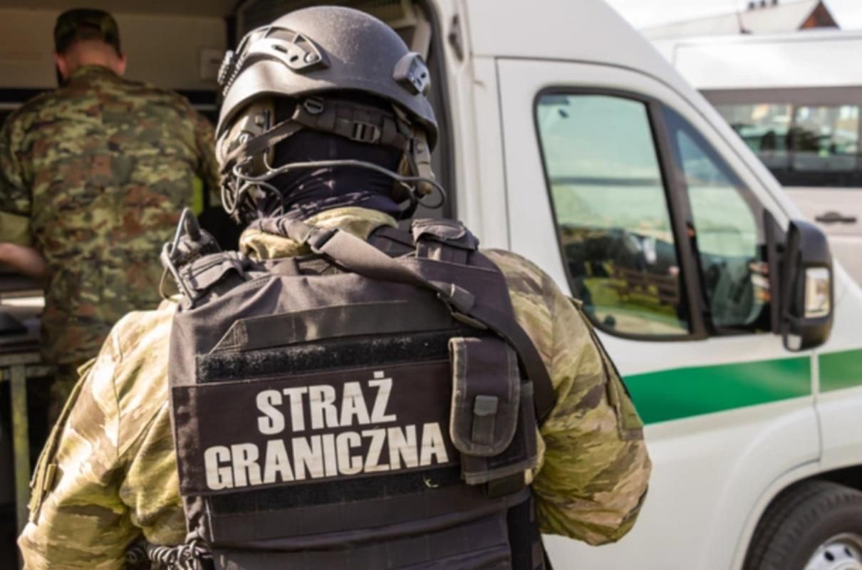 В Польше произошел взрыв на пункте пропуска с Беларусью В Польше произошел взрыв на пункте пропуска с Беларусью