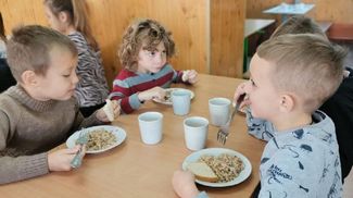 Бигос, ньоки и панкейки: в лицее на Волыни тестировали новое школьное меню