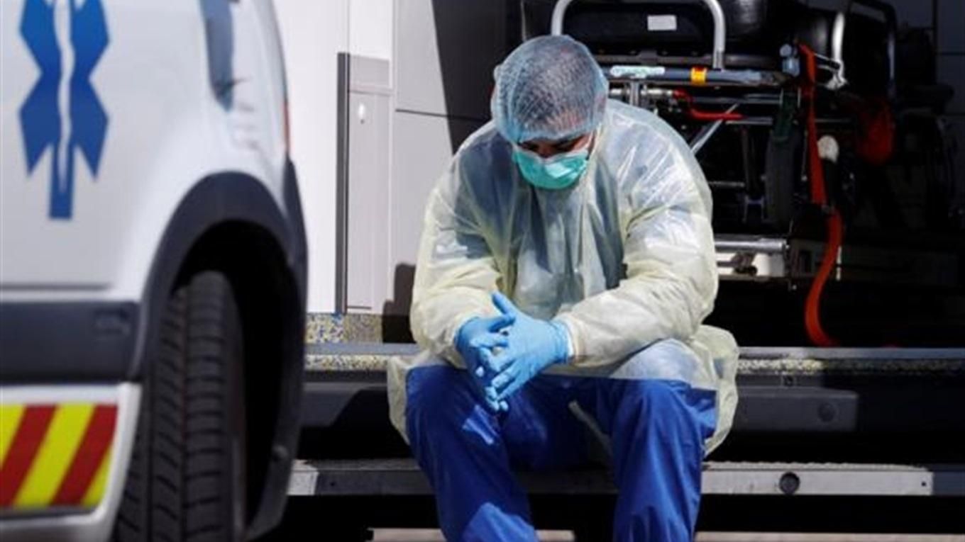 "Спаси меня": на Тернопольщине мужчина из-за COVID-19 одновременно потерял мать и бабушку "Спаси меня": на Тернопольщине мужчина из-за COVID-19 одновременно потерял мать и бабушку