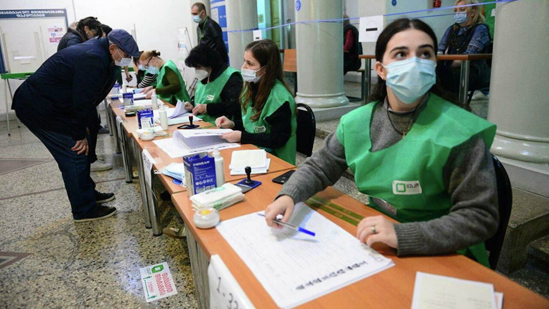 Партія Саакашвілі на виборах у Грузії програє з невеликим відривом - 31 октября 2021 - 24 Канал Партія Саакашвілі на виборах у Грузії програє з невеликим відривом - 31 октября 2021 - 24 Канал