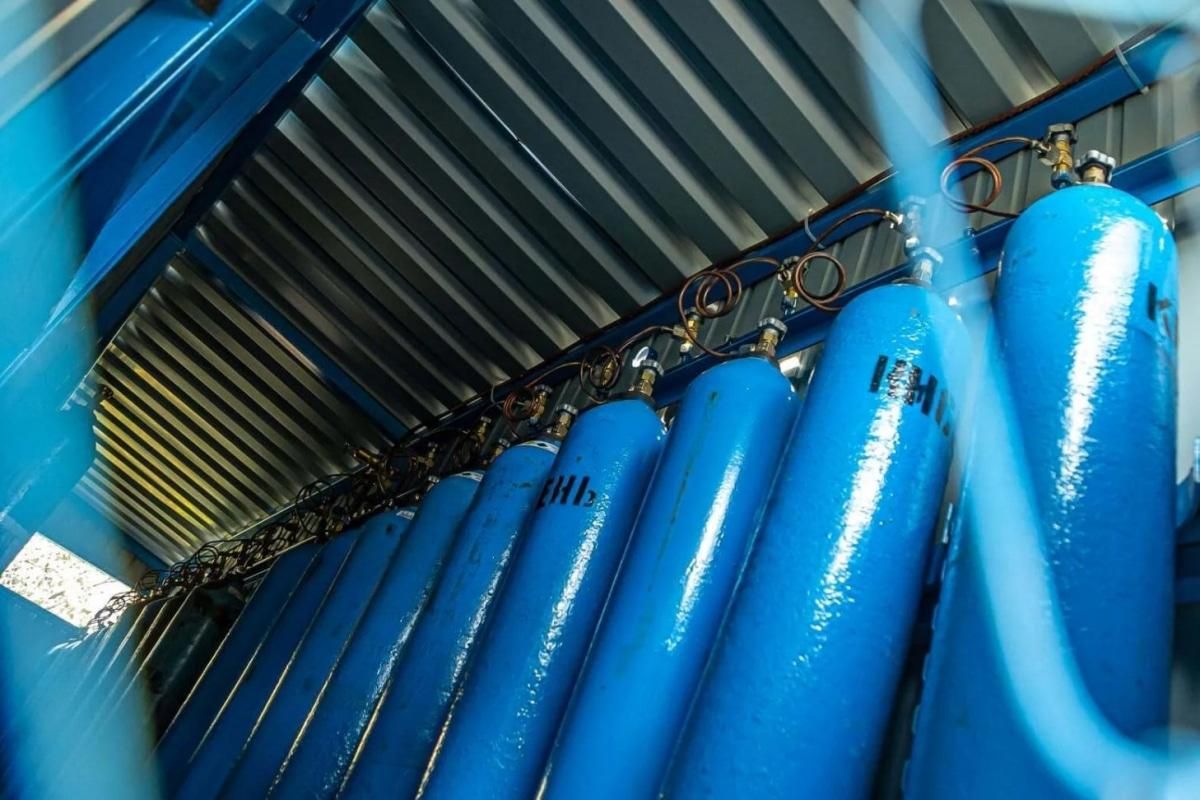 80 тонн кисню лікарням Донеччини: меткомбінати Маріуполя допомагають у боротьбі з COVID-19 80 тонн кисню лікарням Донеччини: меткомбінати Маріуполя допомагають у боротьбі з COVID-19