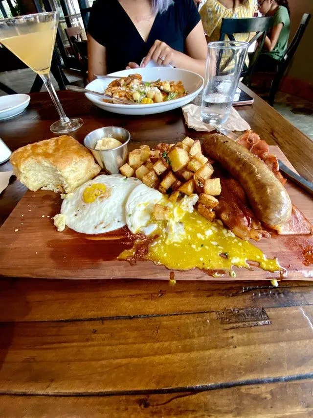 Зовсім неапетитно Зовсім неапетитно