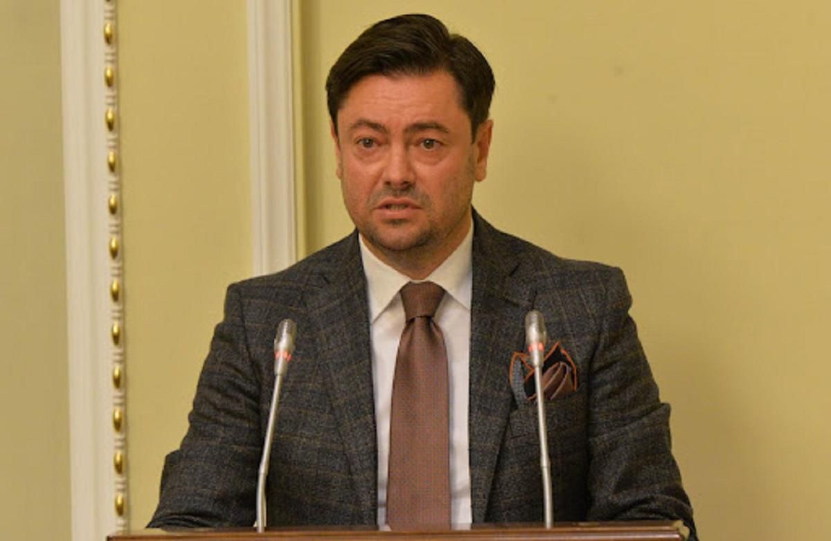 "Слуга народу" вирішила повернути Штучному крісло голови апарату Ради - 24 Канал "Слуга народу" вирішила повернути Штучному крісло голови апарату Ради - 24 Канал