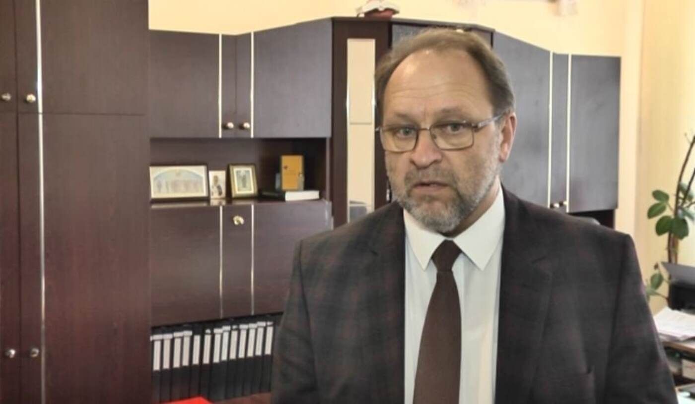 "Сидят в кабинете, а дети мерзнут": луцкий мэр пригрозил директору школы "Сидят в кабинете, а дети мерзнут": луцкий мэр пригрозил директору школы