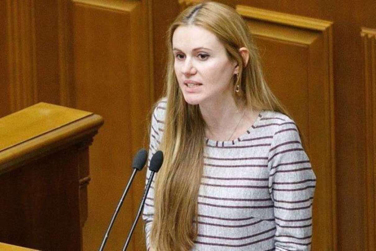 Скороход снова допрашивают следователи из-за ее заявлений о смерти Полякова