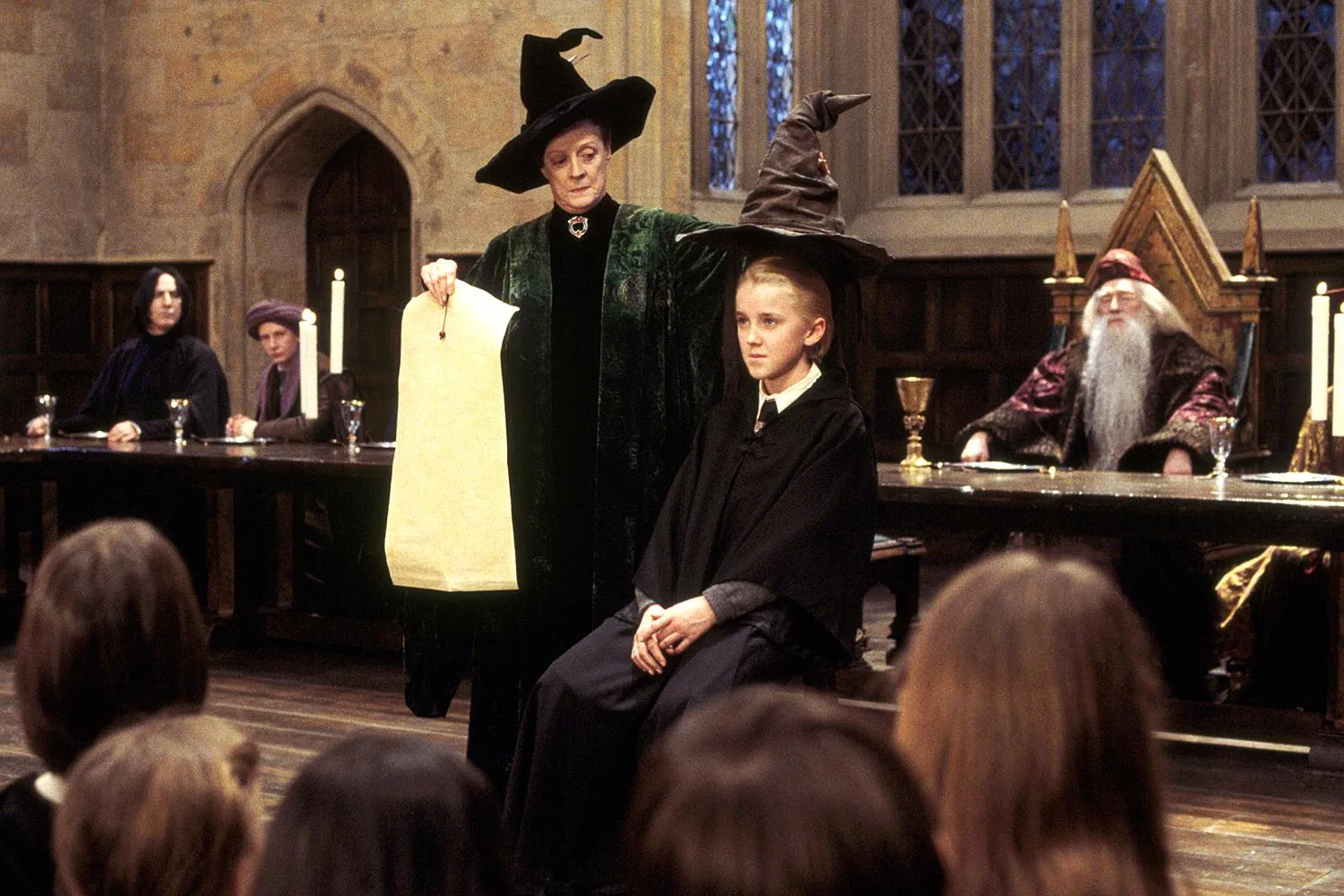 Том Фелтон оделся в Гарри Поттера на Хэллоуин