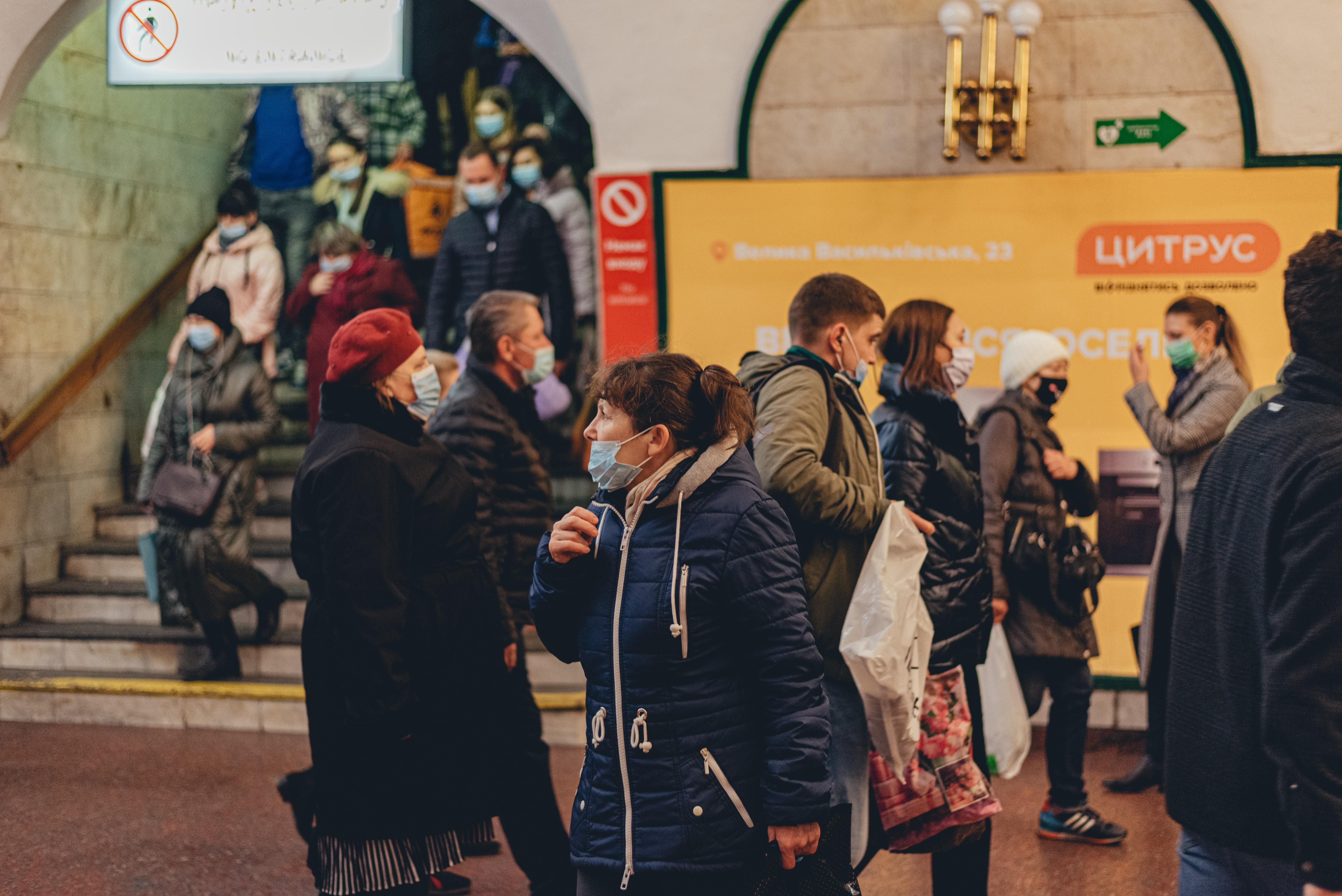 Полиция о первых облавах на невакцинированных в Киеве: счет нарушителей пошел на сотни Полиция о первых облавах на невакцинированных в Киеве: счет нарушителей пошел на сотни