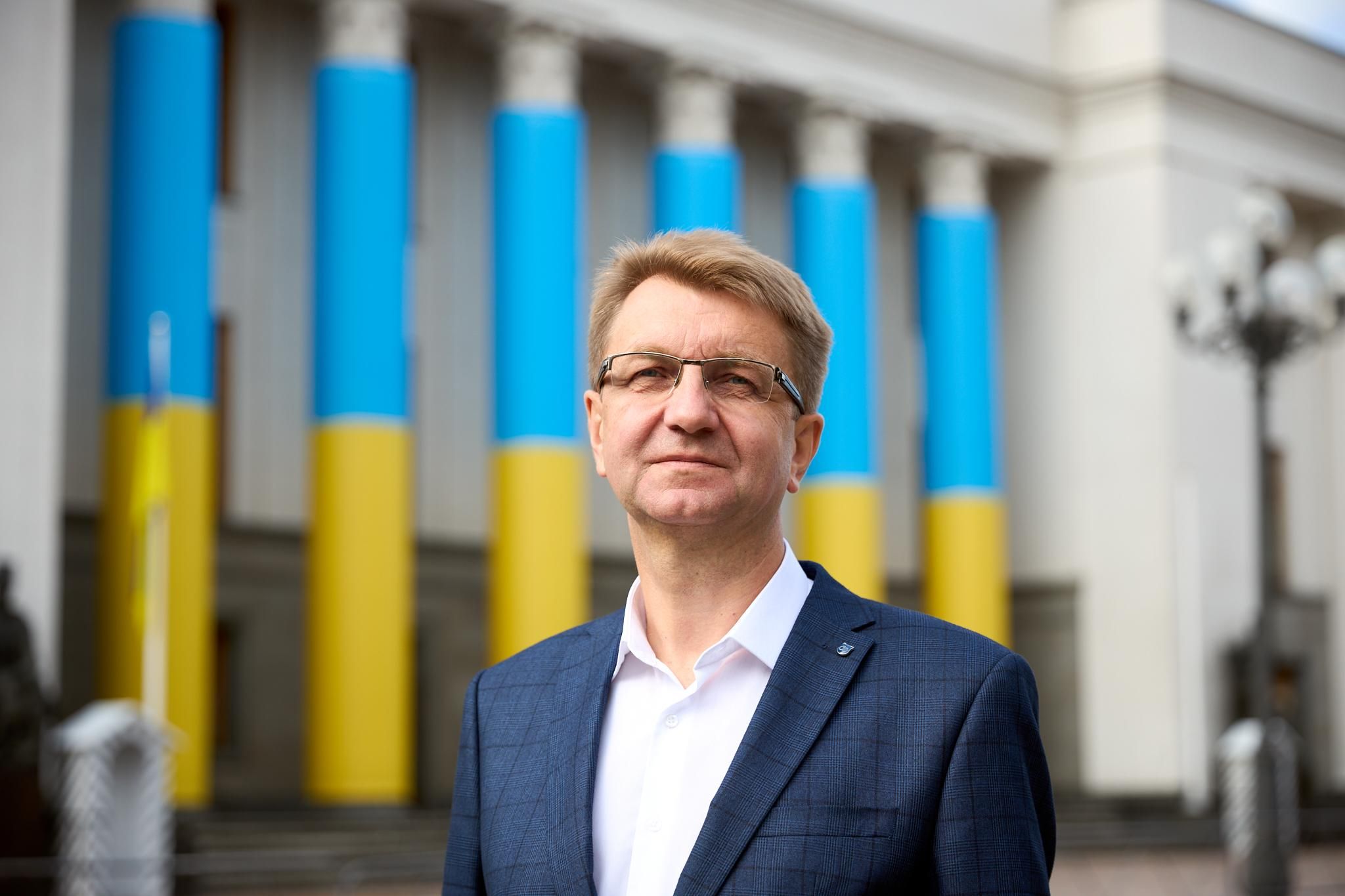 Обработали 100% бюллетеней: ЦИК назвала победителя довыборов в Раду на Черкасщине Обработали 100% бюллетеней: ЦИК назвала победителя довыборов в Раду на Черкасщине