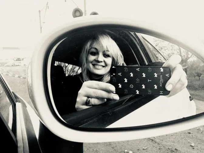 Тривалий час боролась з онкологією: від COVID-19 померла відома львівська художниця Тривалий час боролась з онкологією: від COVID-19 померла відома львівська художниця