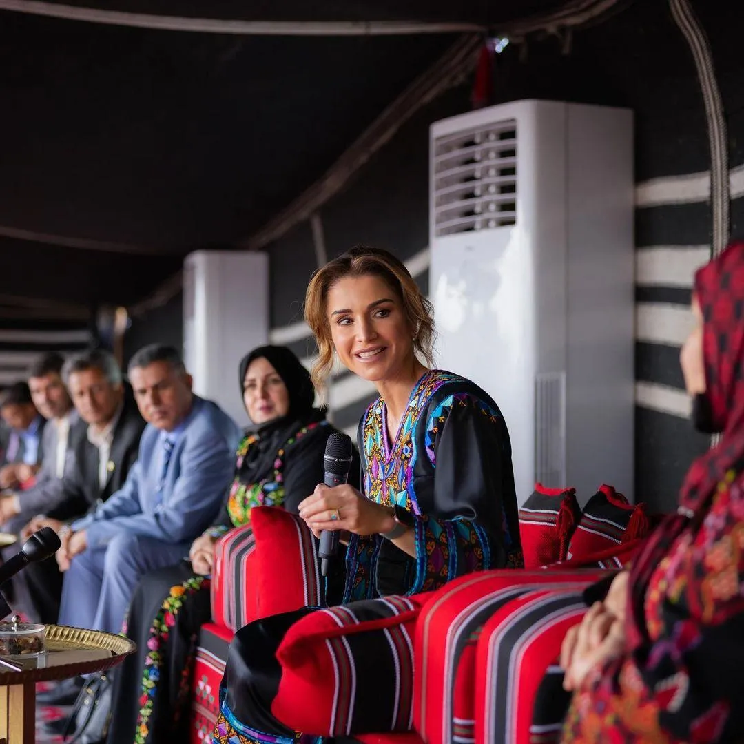 Королева Ранія Королева Ранія