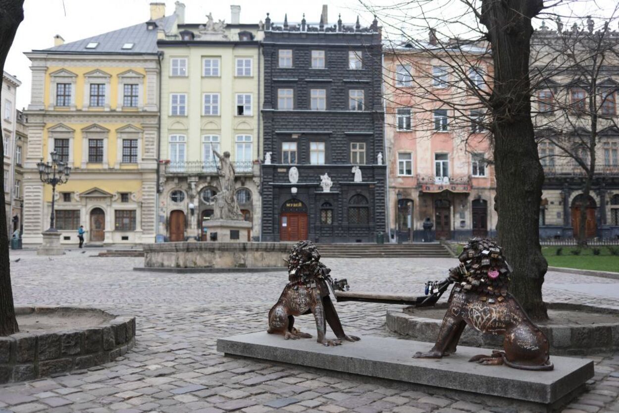 Карантин ослабили: во Львове возобновили работу музеев и галерей