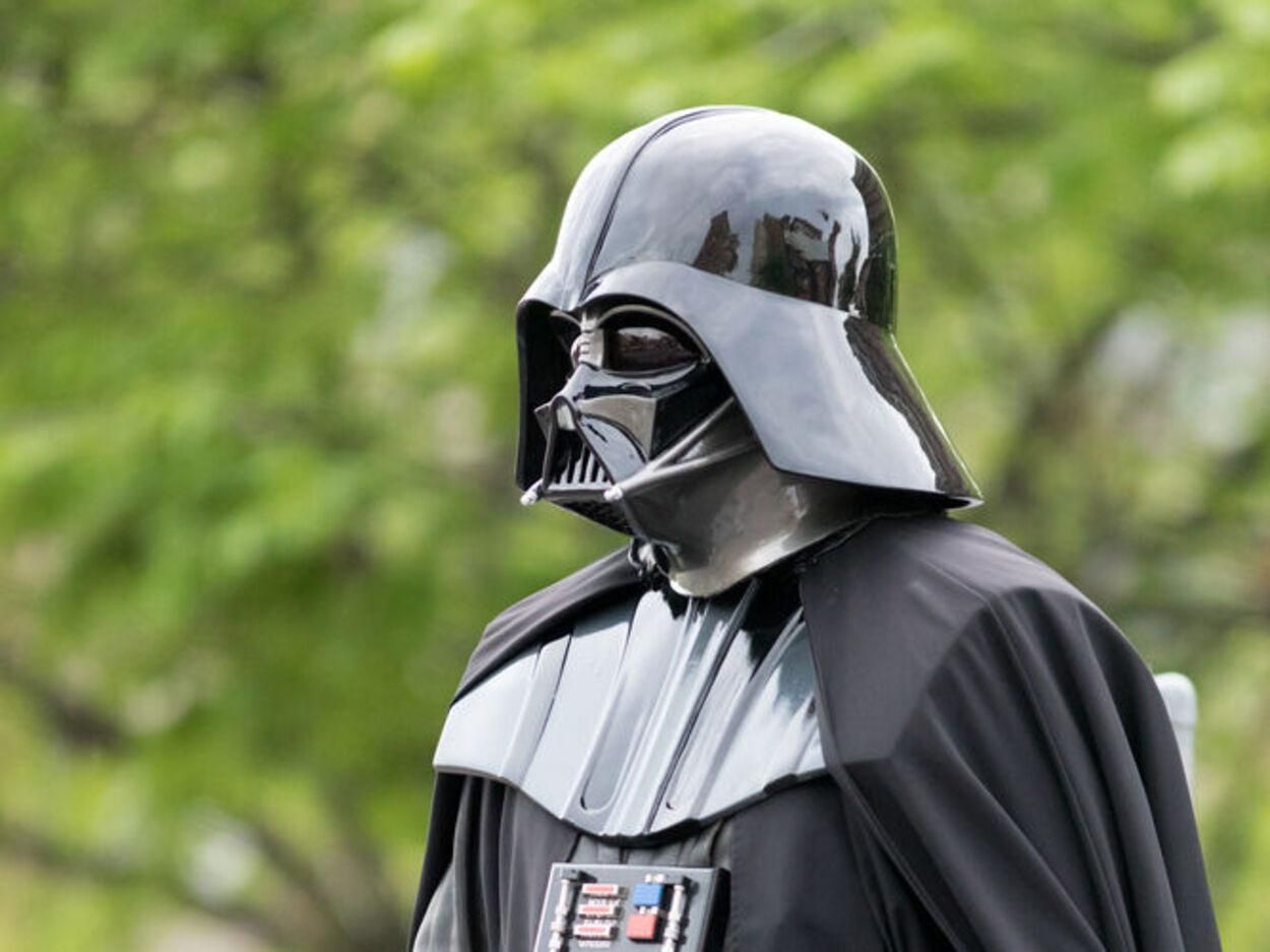 Одесского Дарта Вейдера оштрафовали во Львове за нарушение правил дорожного движения - Новости Львов - Львов Одесского Дарта Вейдера оштрафовали во Львове за нарушение правил дорожного движения - Новости Львов - Львов