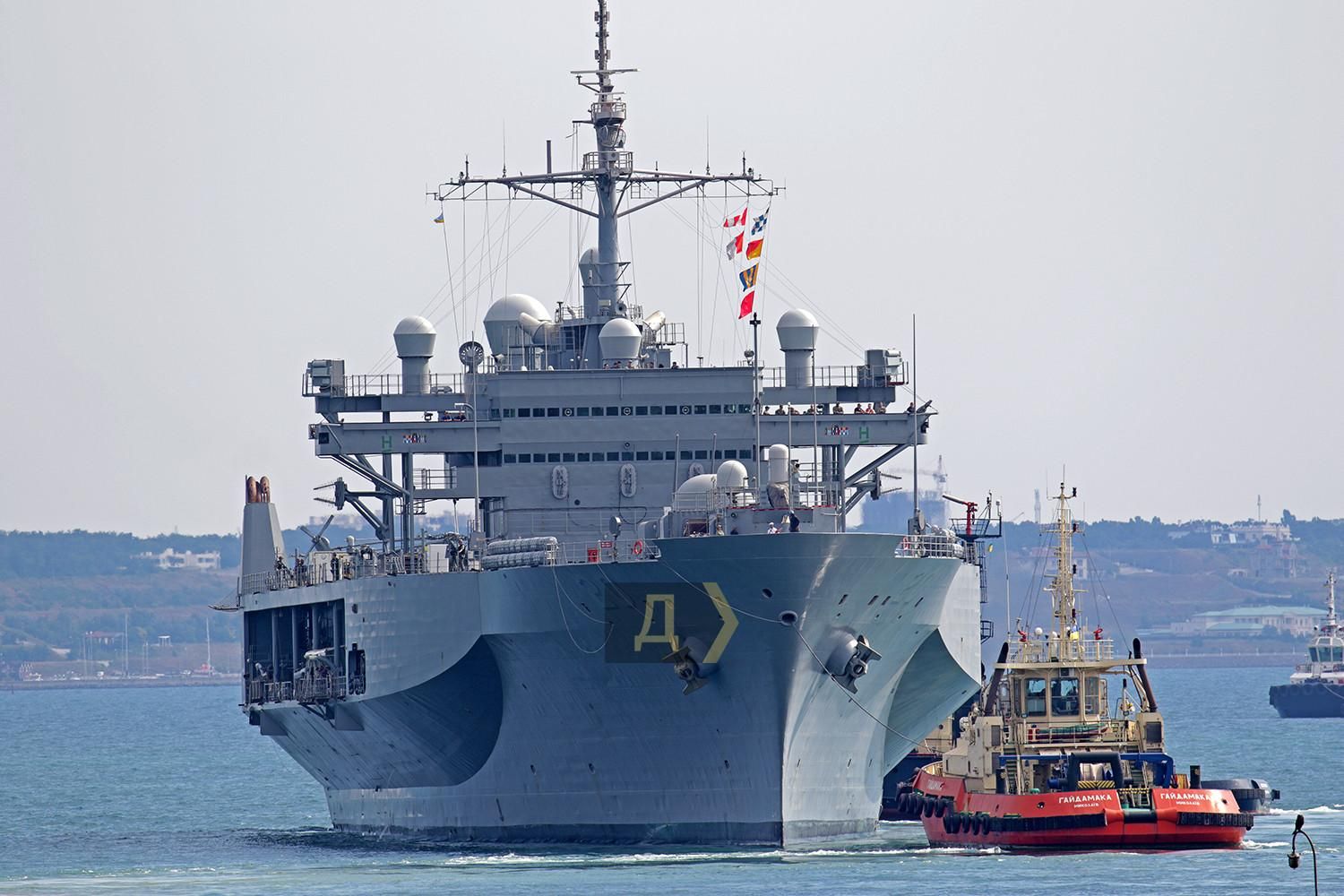 Флагман шестого флота США вошел в Черное море