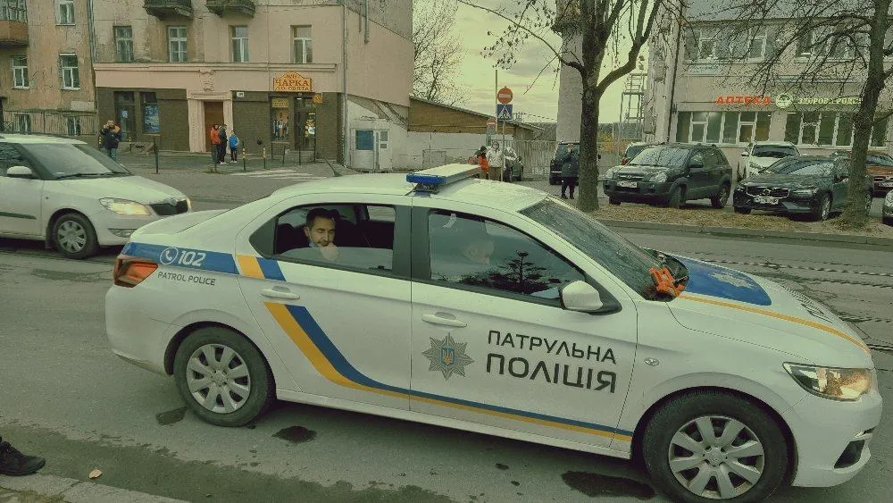 Нісся на шаленій швидкості: у Львові авто на смерть збило батька журналіста 24 каналу Нісся на шаленій швидкості: у Львові авто на смерть збило батька журналіста 24 каналу