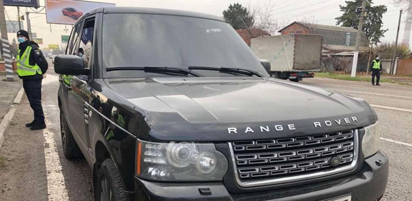 Скорость 180: в Харькове задержали водителя, который гонял по городу на элитном внедорожнике Скорость 180: в Харькове задержали водителя, который гонял по городу на элитном внедорожнике