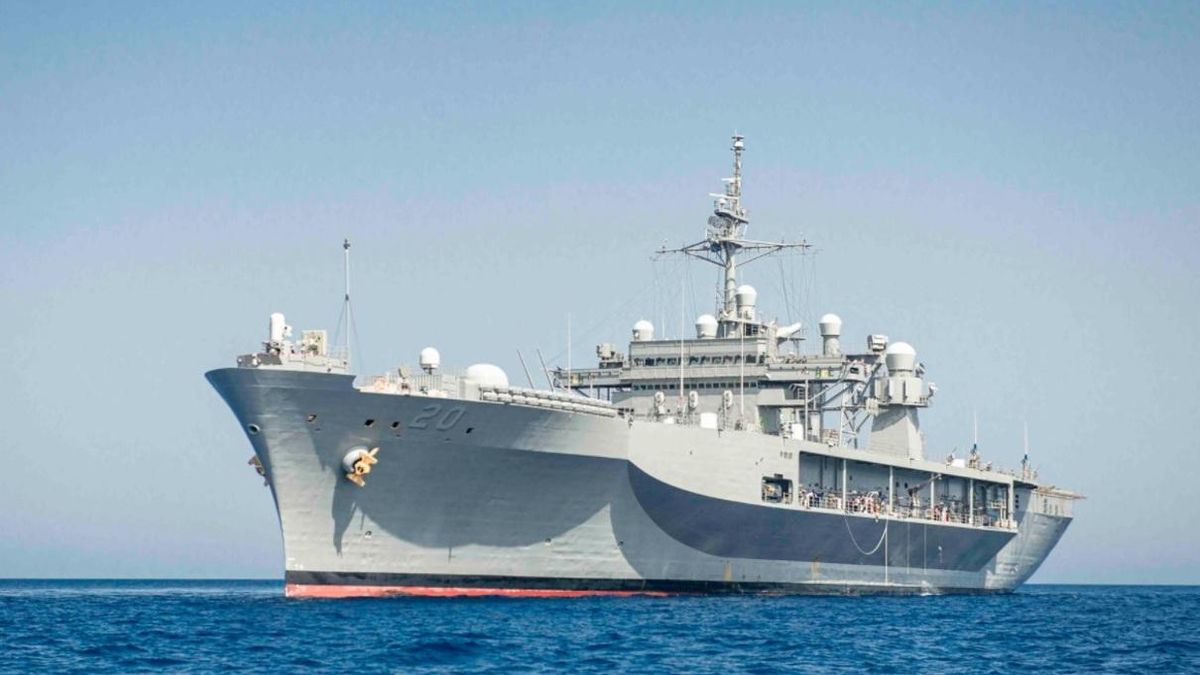 18 тысяч тонн дипломатии, – Кулеба поприветствовал флагман 6-го флота США в Черном море