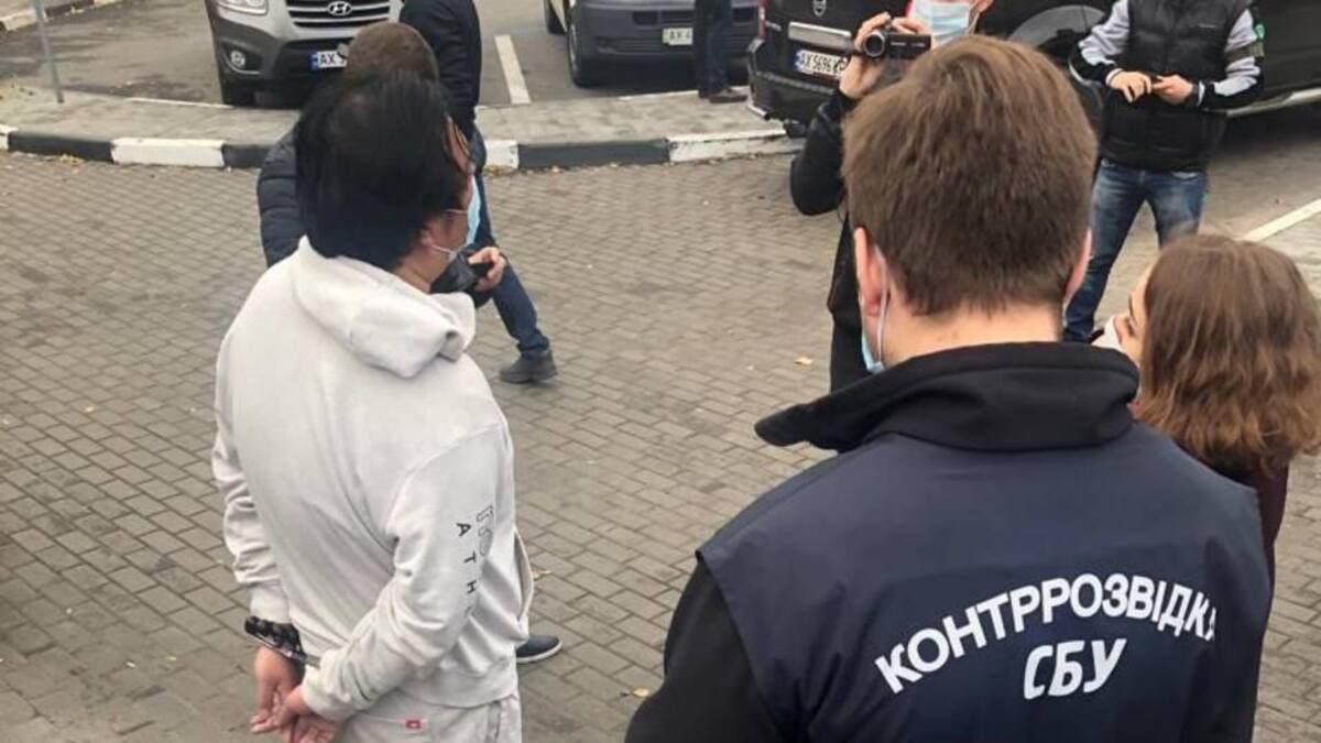 У Харкові затримали ймовірного шпигуна з Азії - Новини Харкова сьогодні - 24 Канал У Харкові затримали ймовірного шпигуна з Азії - Новини Харкова сьогодні - 24 Канал