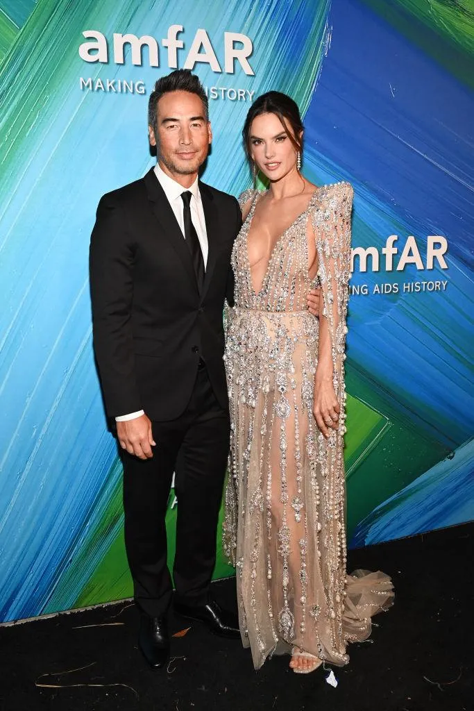 Аллесандра Амбросіо на гала-вечорі amfAR Аллесандра Амбросіо на гала-вечорі amfAR