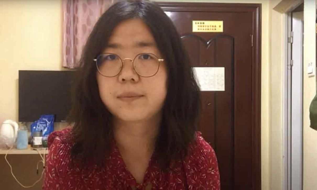 Журналістка, яку у Китаї ув'язнили за репортажі про COVID-19 в Ухані, помирає від голодування - 24 Канал