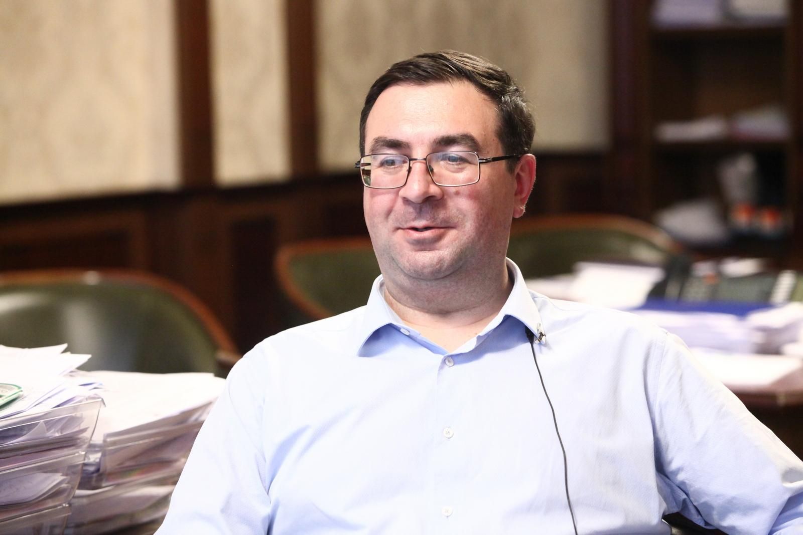 Кабмін скасував рішення про перемогу Олейнікова в конкурсі на голову податкової - 24 Канал Кабмін скасував рішення про перемогу Олейнікова в конкурсі на голову податкової - 24 Канал