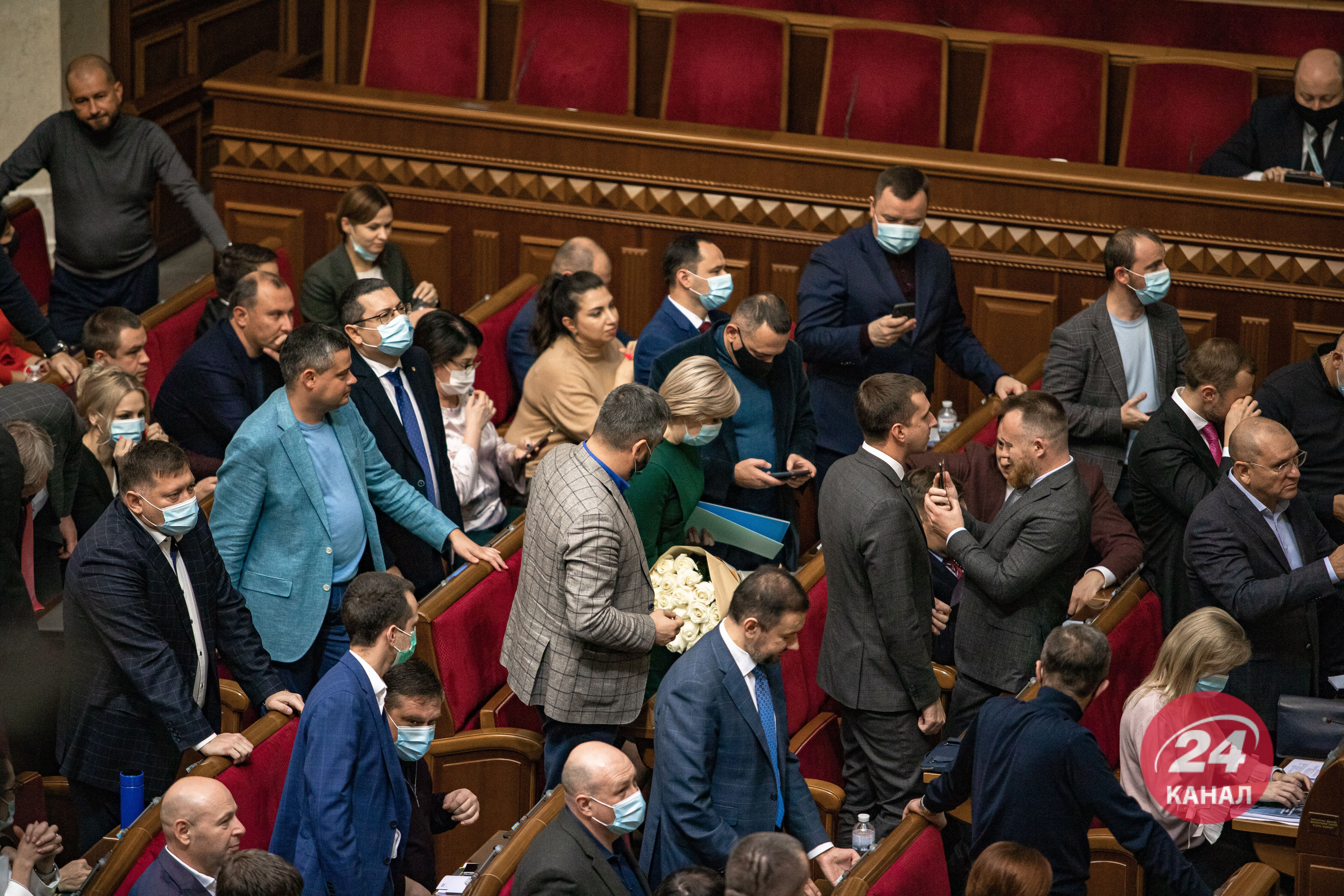 "Правительствопад" надвигался еще с лета: почему министров уволили именно сейчас "Правительствопад" надвигался еще с лета: почему министров уволили именно сейчас