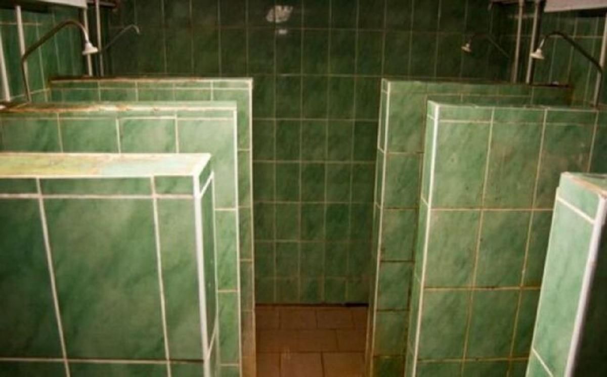 Полиция ищет злоумышленников, которые установили камеры в женском душе общежития КПИ Полиция ищет злоумышленников, которые установили камеры в женском душе общежития КПИ