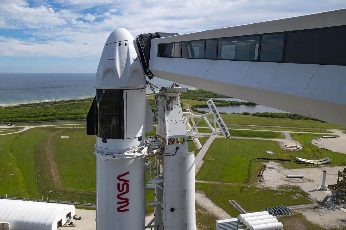 NASA вже втретє перенесла пілотовану місію SpaceX до МКС: у чому справа - Новини технологій - Техно