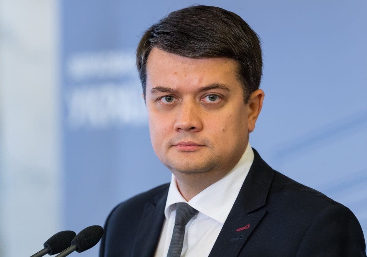 В списке 21 "слуга": Разумков назвал нардепов, которые войдут в его межфракционное объединение В списке 21 "слуга": Разумков назвал нардепов, которые войдут в его межфракционное объединение