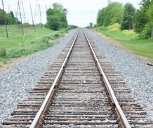 Рятують жінку, якій потягом відрізало ноги в Одесі