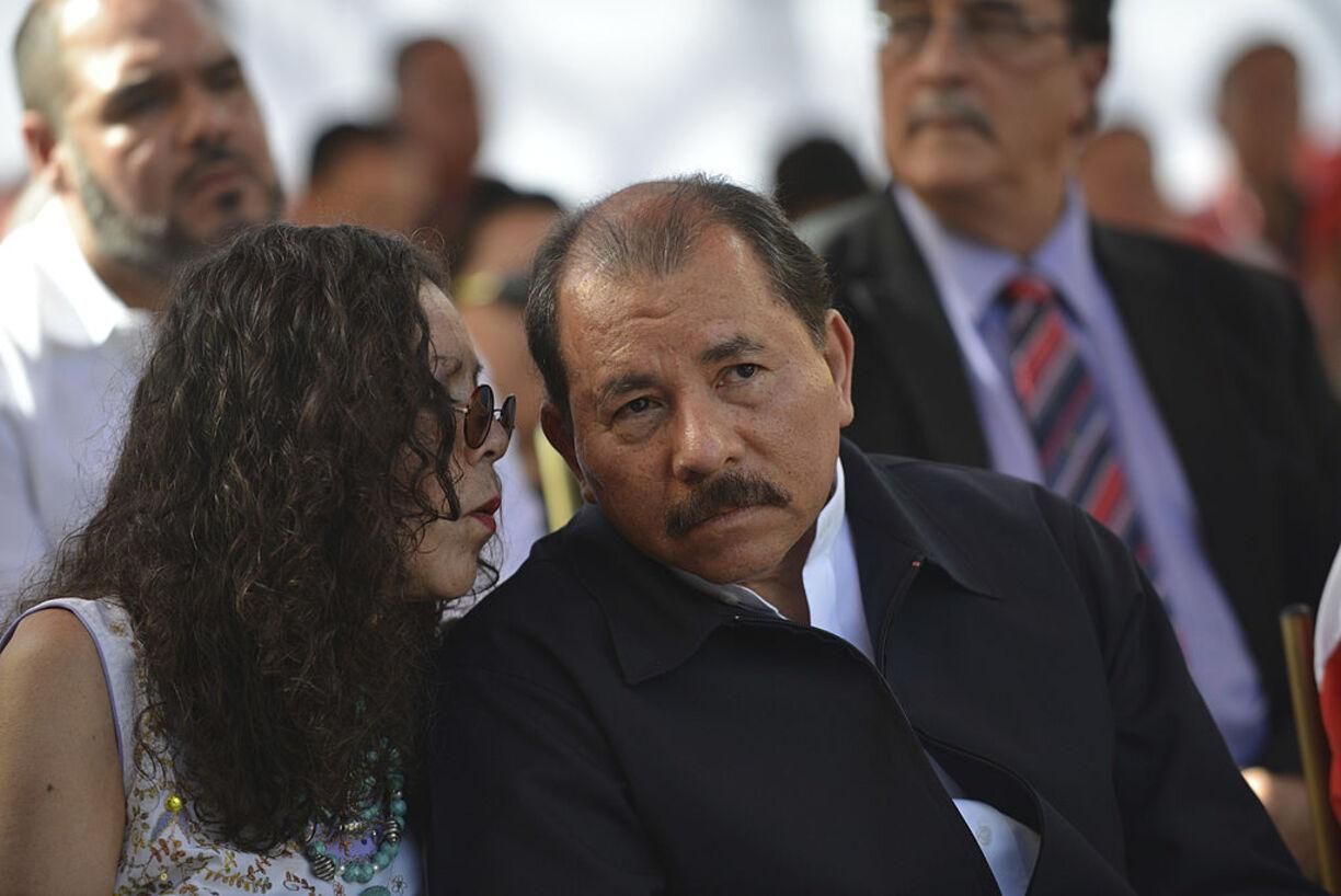 Заключили в тюрьму всех оппонентов: в Никарагуа состоялись президентские "выборы"