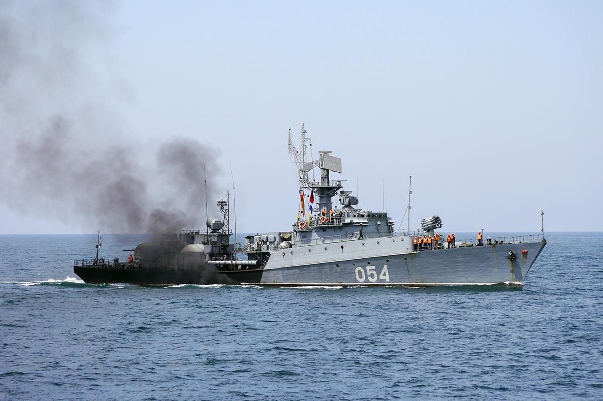 Перед заходом військових кораблів США: Росія вкотре проведа навчання в Чорному морі - Крим новини - 24 Канал