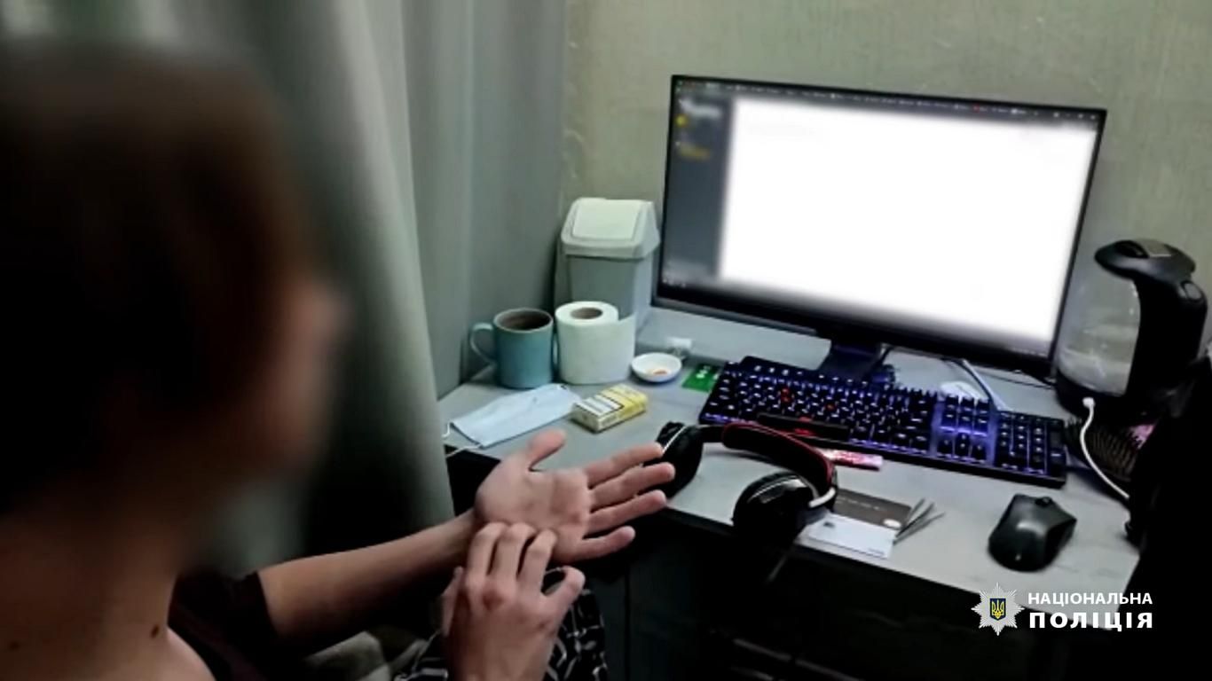 Уже попадався поліції: що відомо про розробника фейкової Дії із Харкова - 24 Канал Уже попадався поліції: що відомо про розробника фейкової Дії із Харкова - 24 Канал