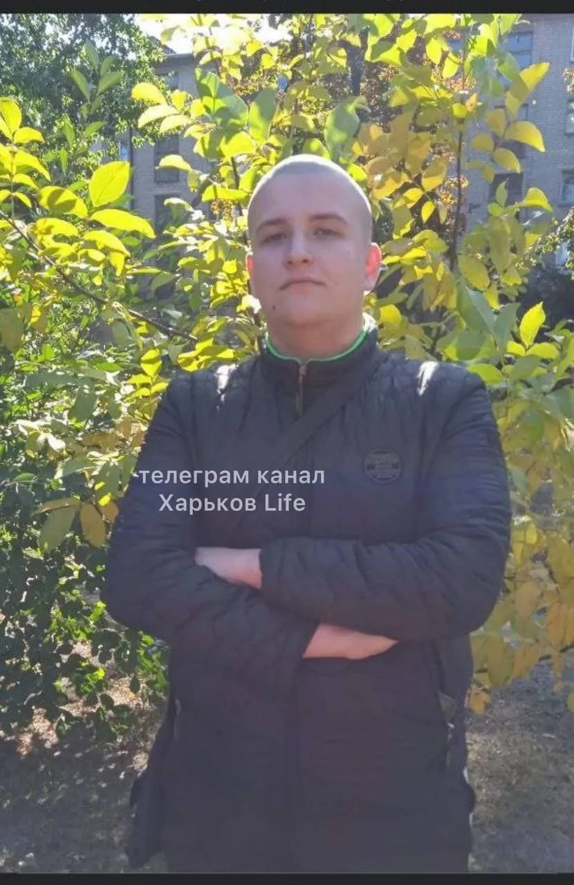 Вистрибнув з вікна казарми: мама загиблого солдата з Харківщини не вірить в офіційну версію 