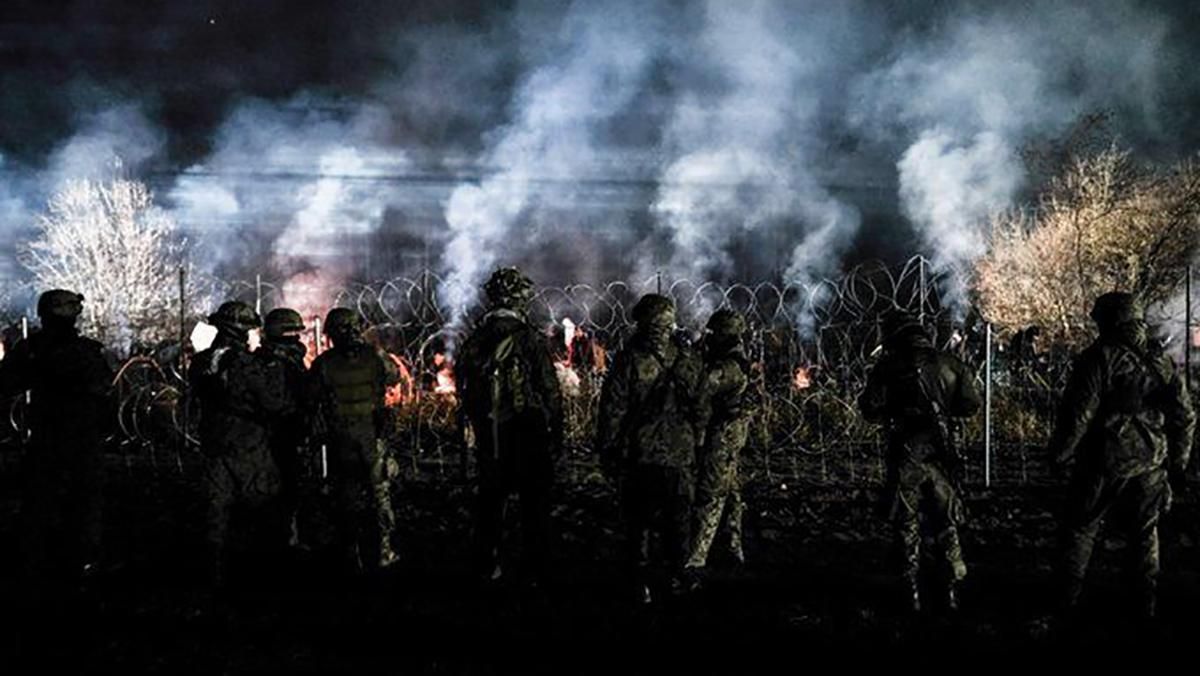 Костры и шум со всех сторон: как прошла ночь на белорусско-польской границе Костры и шум со всех сторон: как прошла ночь на белорусско-польской границе