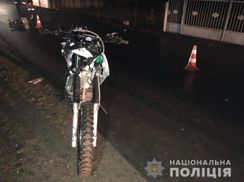 Неподалік Львова 14-річний мотоцикліст спричинив смертельну ДТП